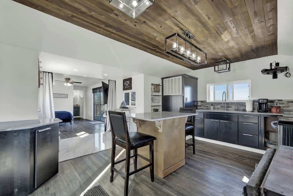 House, 1 Double Bed, Patio (240 Stony Hills Rd) | Private kitchen | Coffee/tea maker