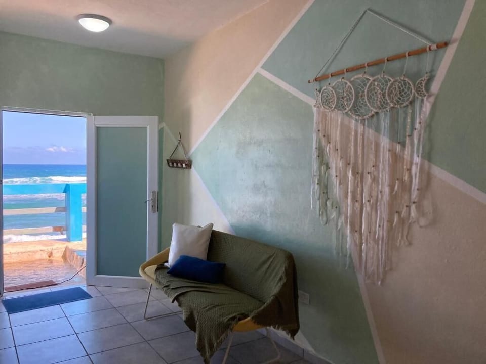 CLin 101 Casita Linda - 1 King / 1 Futon 1st Floor | Living area | Flat-screen TV