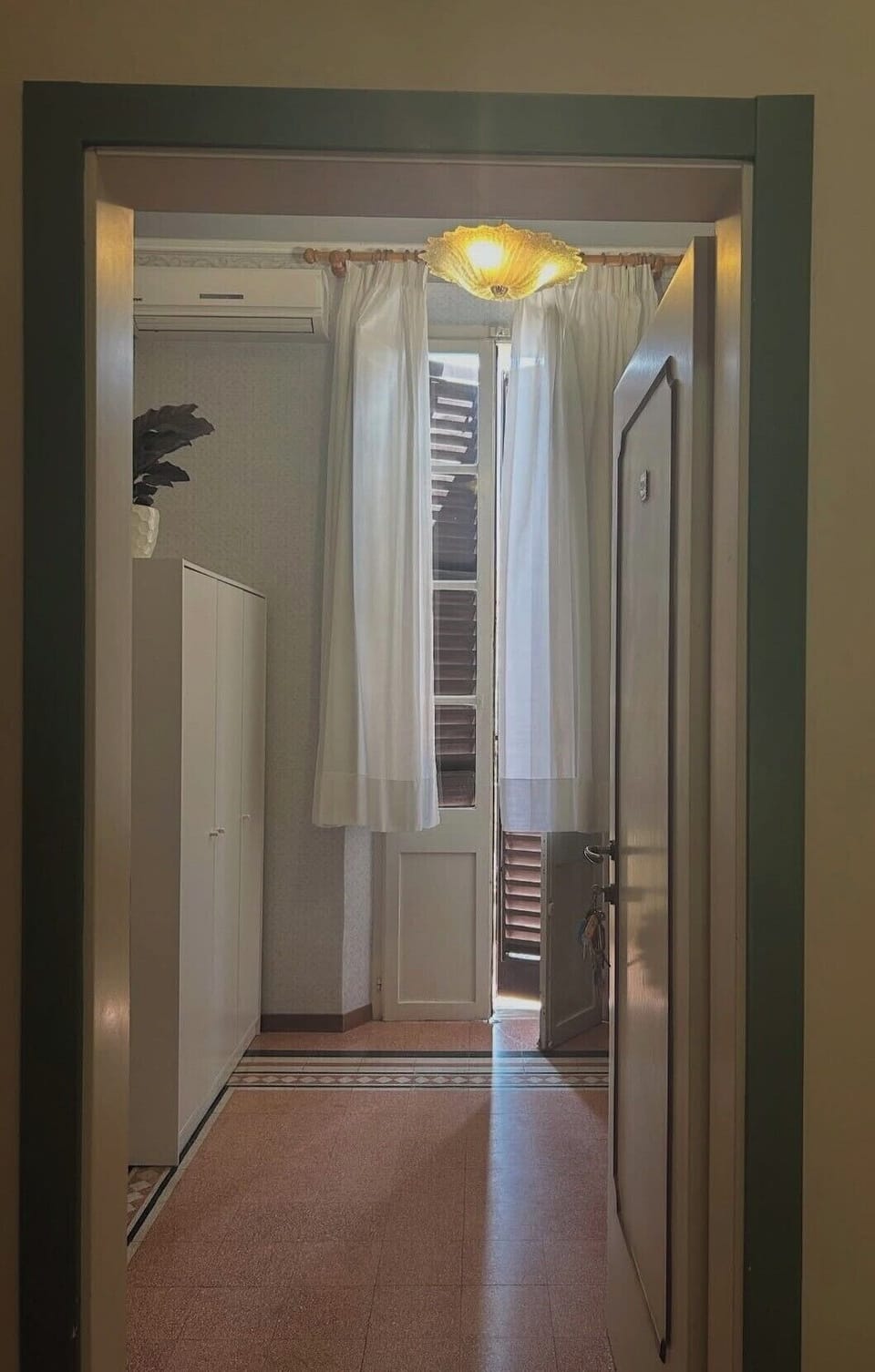 Comfort Suite | Desk, laptop workspace, free WiFi, bed sheets