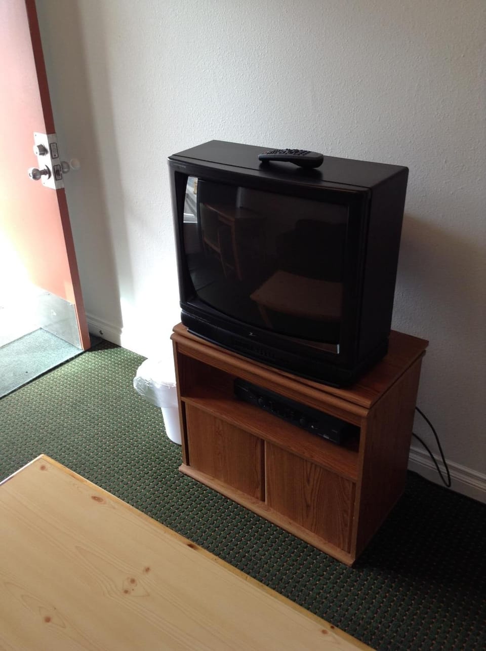 Room, 1 Queen Bed | Free WiFi, bed sheets