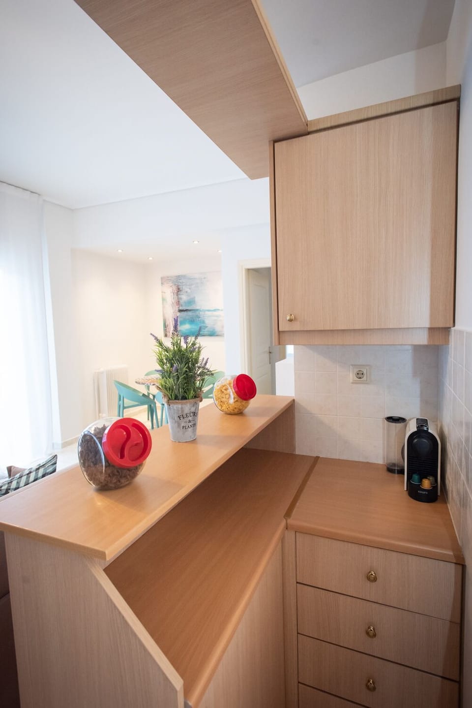 Comfort Apartment | Private kitchen | Fridge, microwave, oven, stovetop