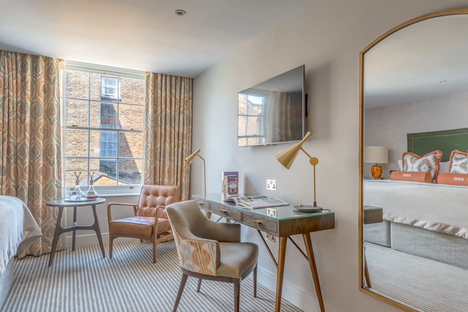 Desk, iron/ironing board, rollaway beds, free WiFi