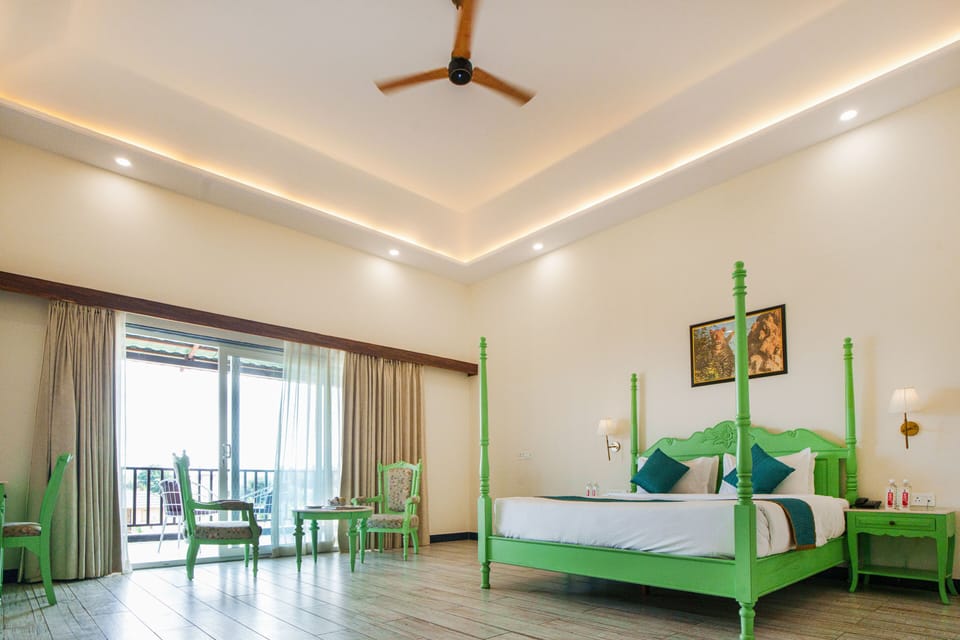 WiFi (free), bed sheets