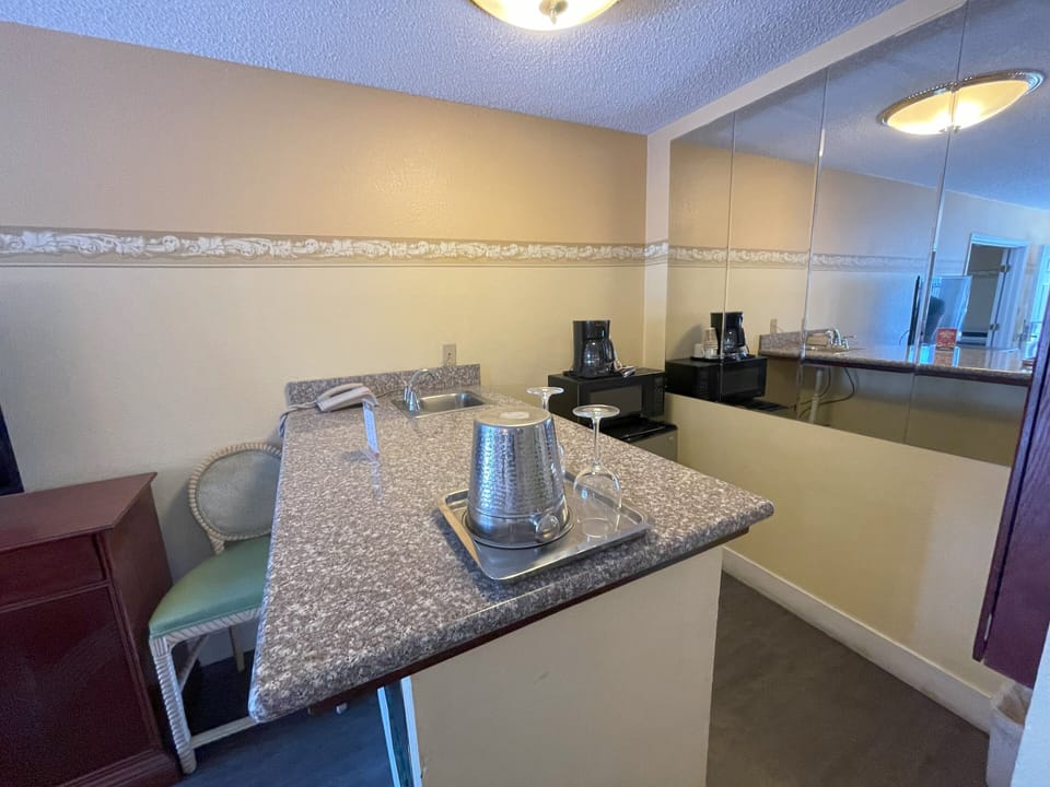 Family Suite, 2 Bedrooms, Non Smoking | In-room safe, desk, iron/ironing board, WiFi (free)