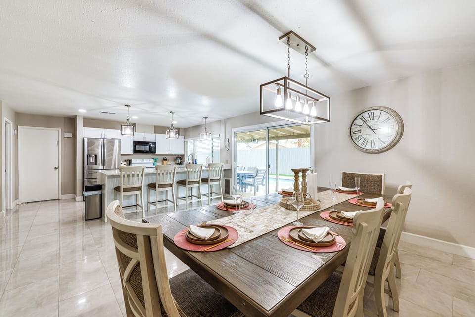 House (3 Bedrooms) | Interior