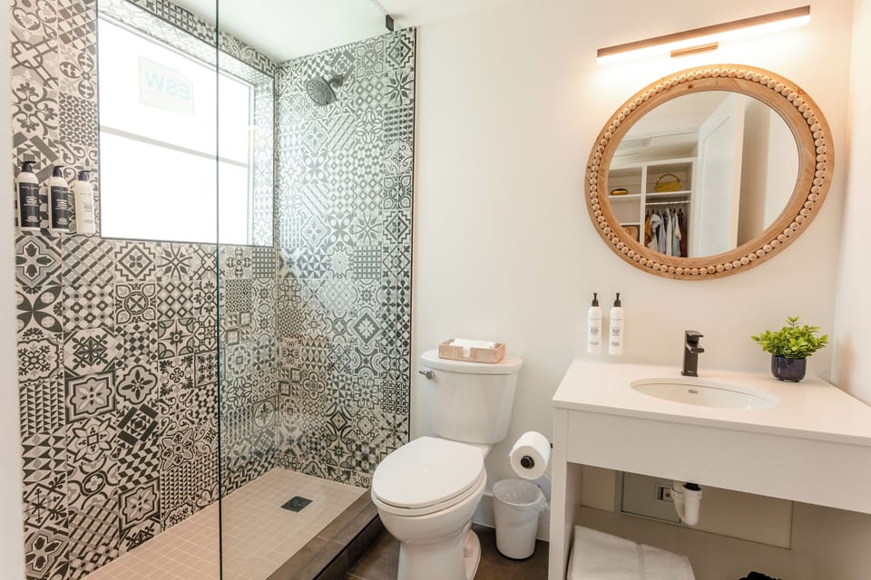 Premium Room | Bathroom | Designer toiletries, hair dryer, towels, soap
