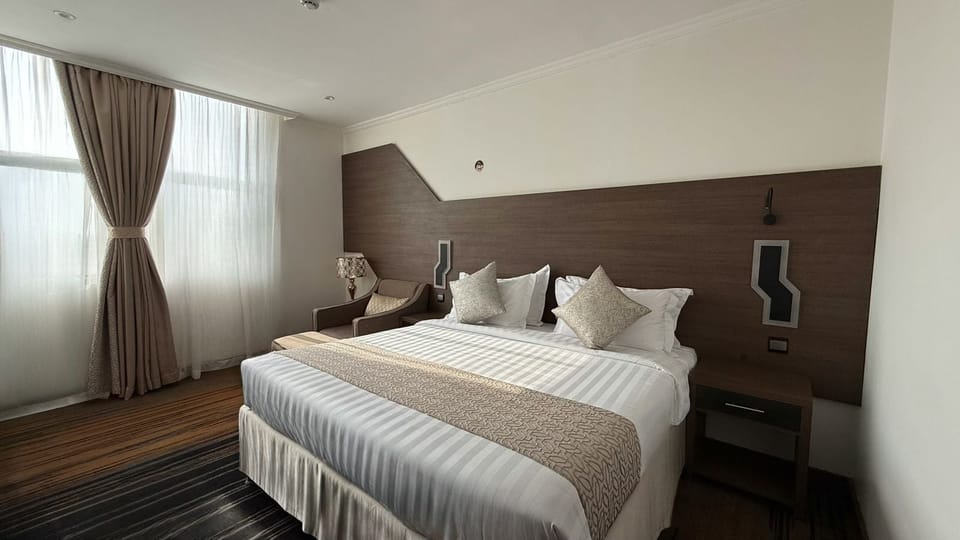 Deluxe Double Room | Premium bedding, minibar, free WiFi