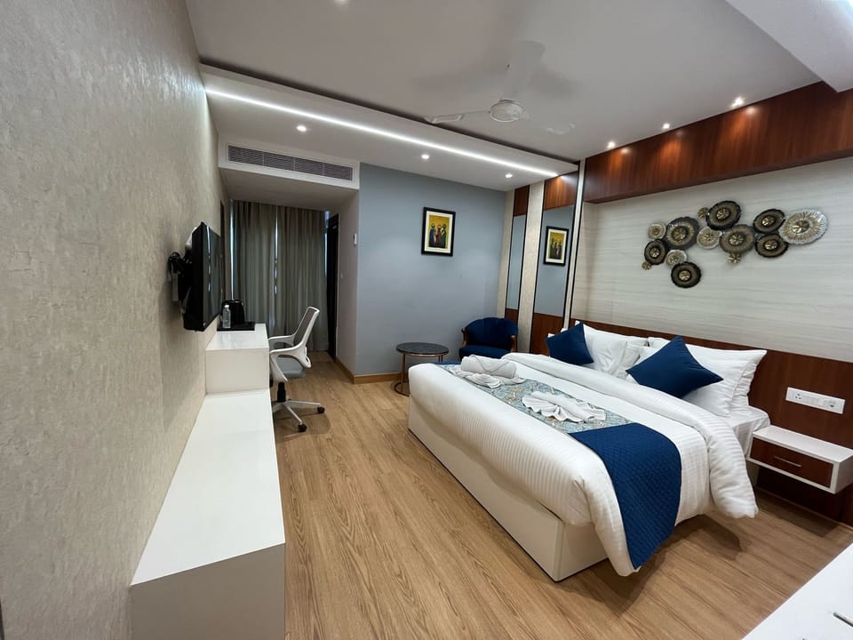 Premium Room | 1 bedroom, Egyptian cotton sheets, premium bedding, laptop workspace
