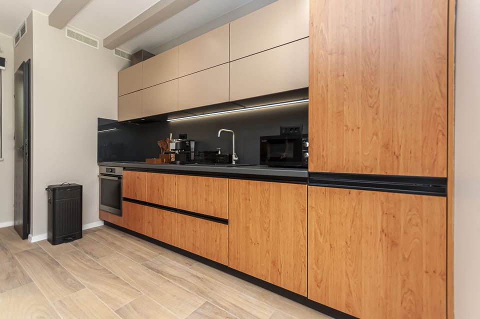 House | Private kitchen | Fridge, microwave, oven, stovetop