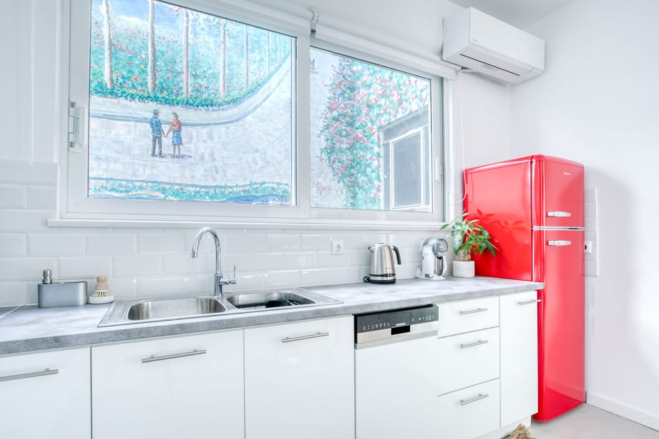 Three Bedroom Apartment | Private kitchen | Full-size fridge, microwave, stovetop, dishwasher