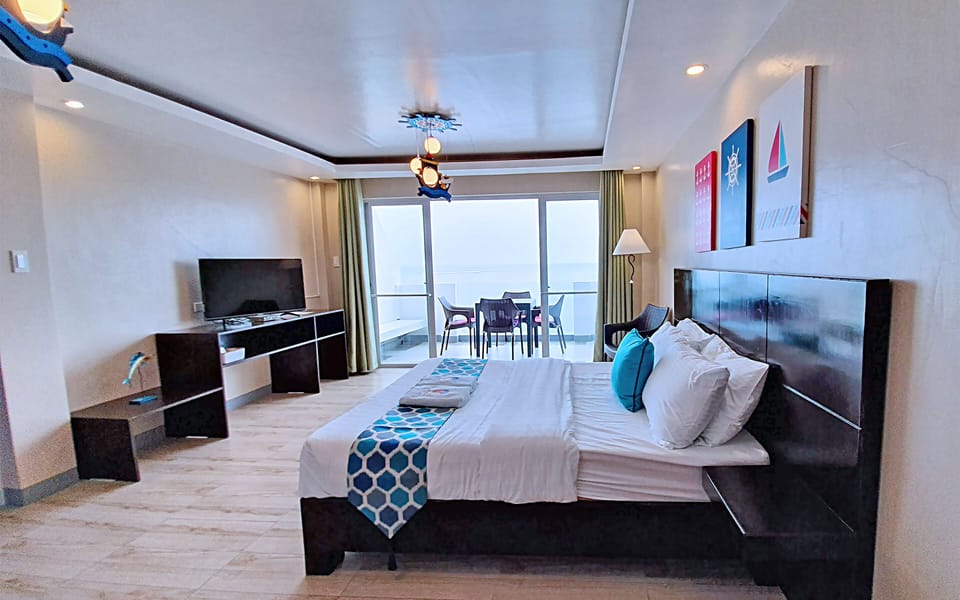 WiFi (free), bed sheets