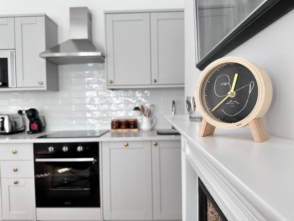Luxury Apartment, 2 Bedrooms | Private kitchen | Full-size fridge, microwave, oven, stovetop