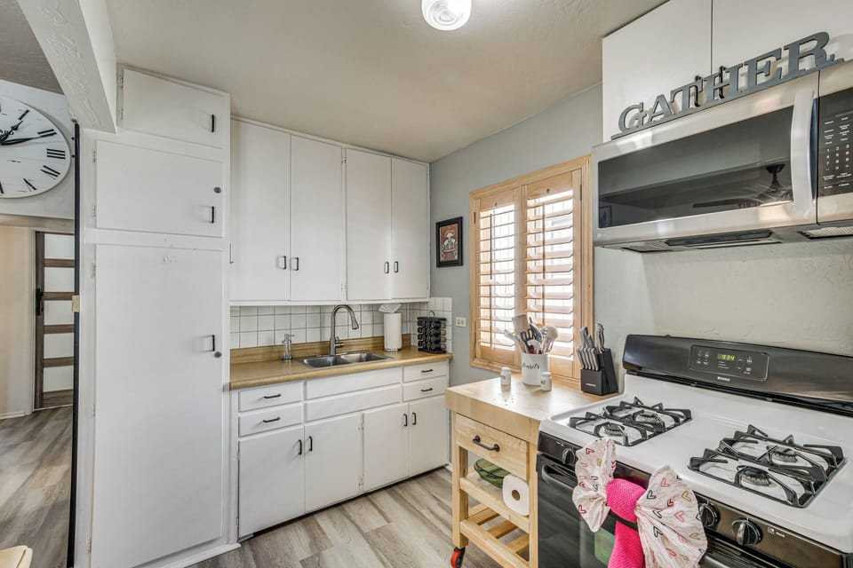 House (2 Bedrooms) | Interior