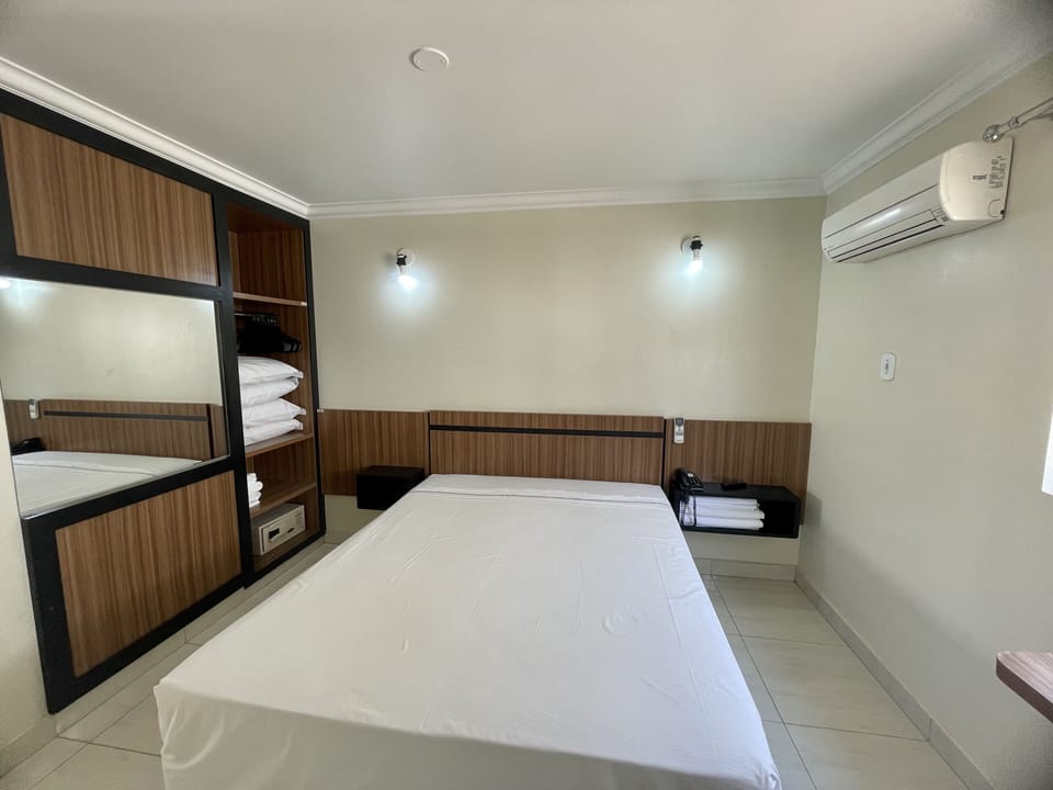 Comfort Room | 1 bedroom, premium bedding, in-room safe