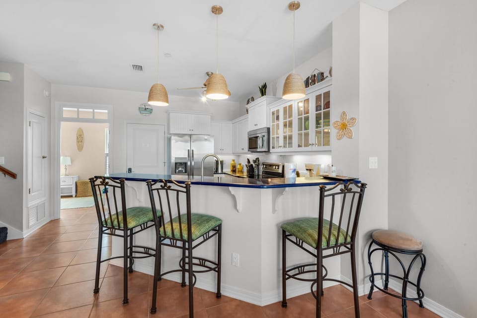 House, Multiple Beds (Bonita Bay) | Private kitchen | Oven, toaster, paper towels