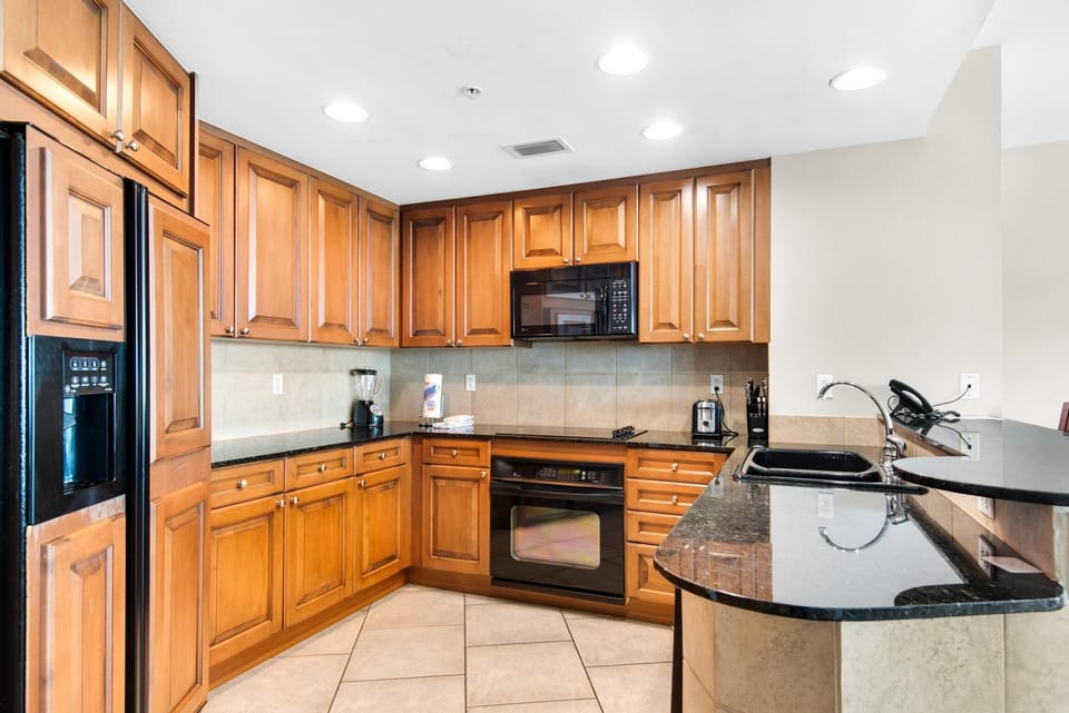 Condo, Multiple Beds (Portofino Island Resort 2-0601) | Private kitchen | Oven, toaster, paper towels