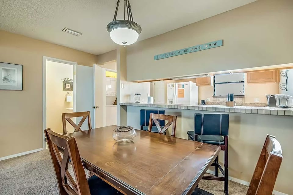 House, Multiple Beds (Sugar Beach D-13) | Dining