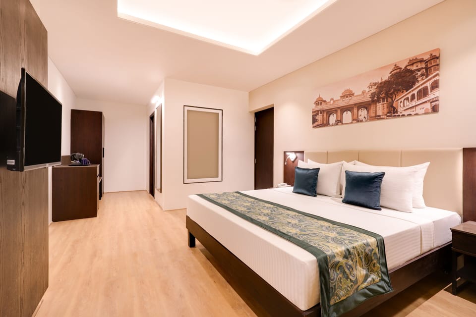 Standard Studio Suite | In-room safe, desk, iron/ironing board, free WiFi
