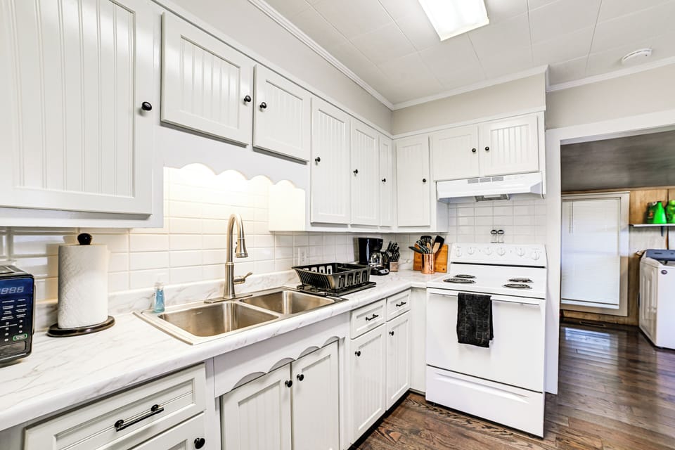 Cottage (2 Bedrooms) | Interior