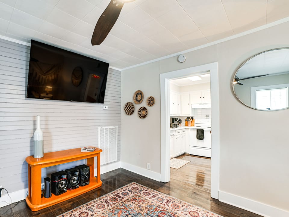 Cottage (2 Bedrooms) | Interior
