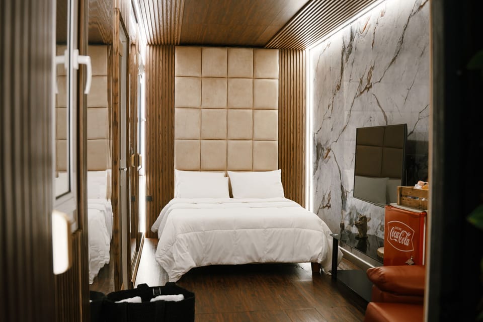 Deluxe Room | In-room safe, WiFi (free)