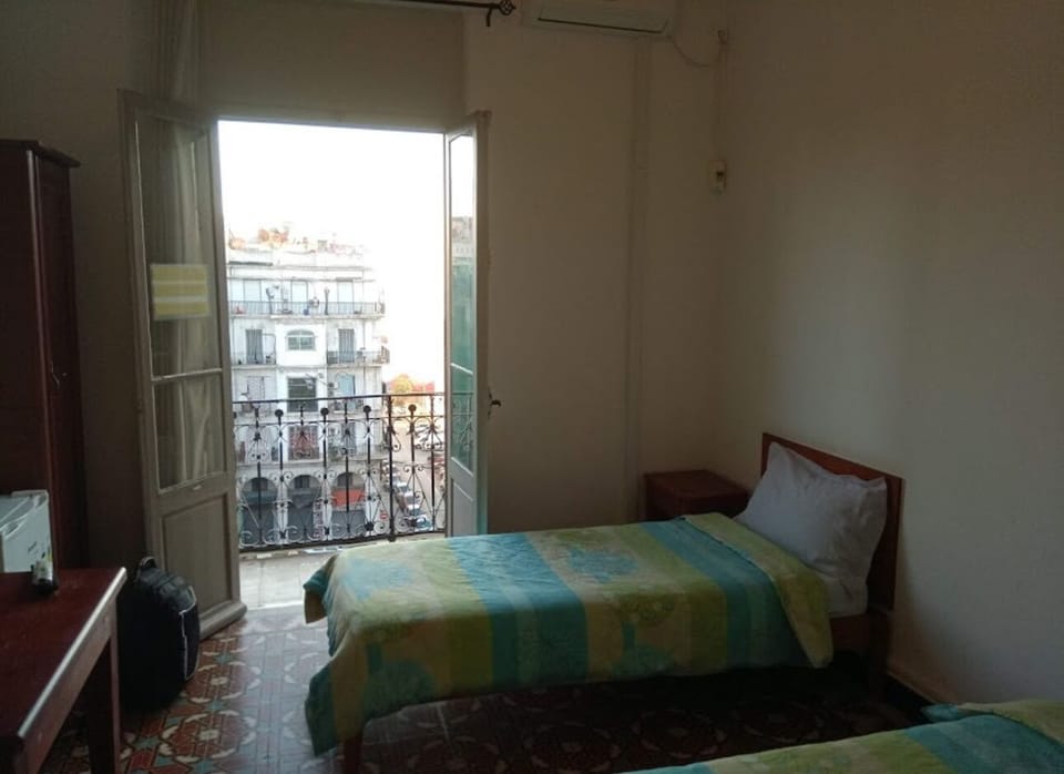 Minibar, bed sheets