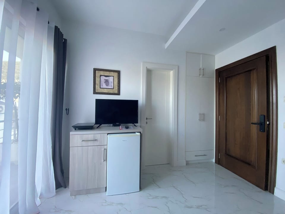 Minibar