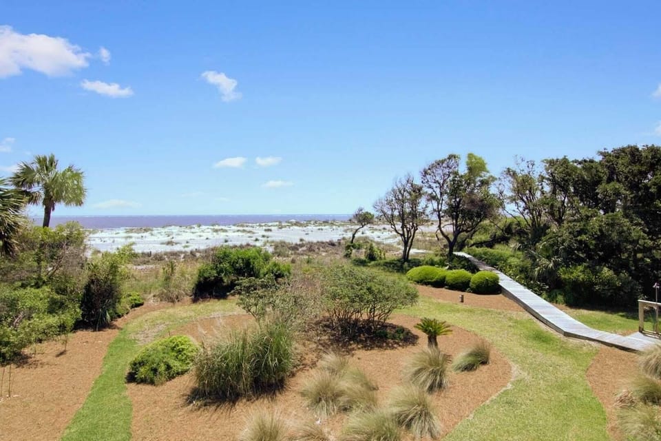 Apartment (2 Bedrooms) | Front of property