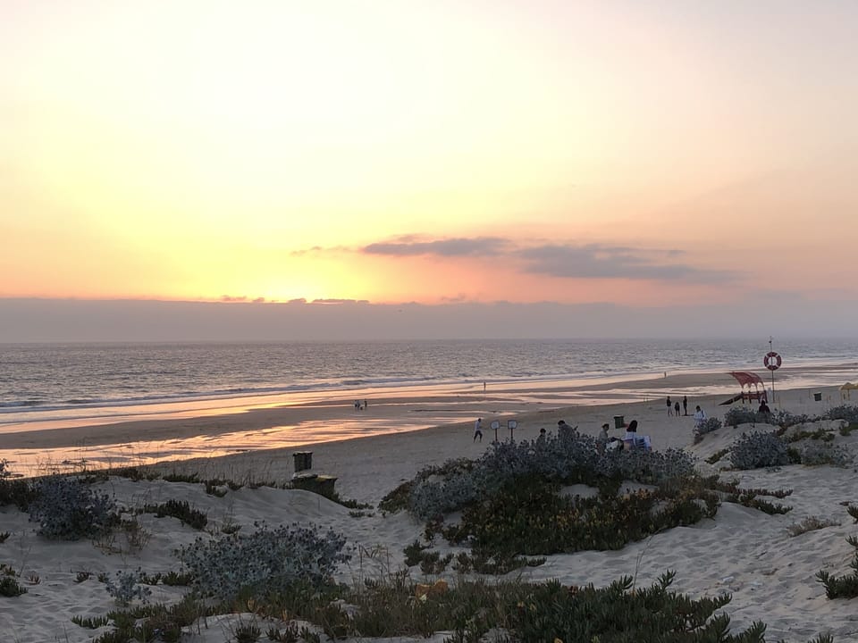 Fonte da Telha Cliff House Bed and Breakfast in Costa da Caparica