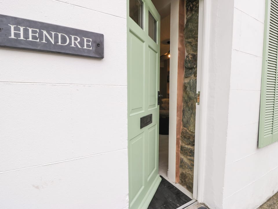 Cottage | Exterior detail