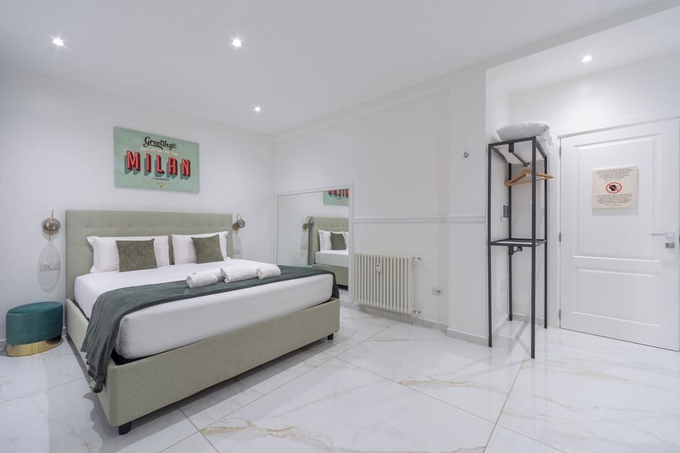 Comfort Double Room (3) | Hypo-allergenic bedding, down comforters, desk, laptop workspace