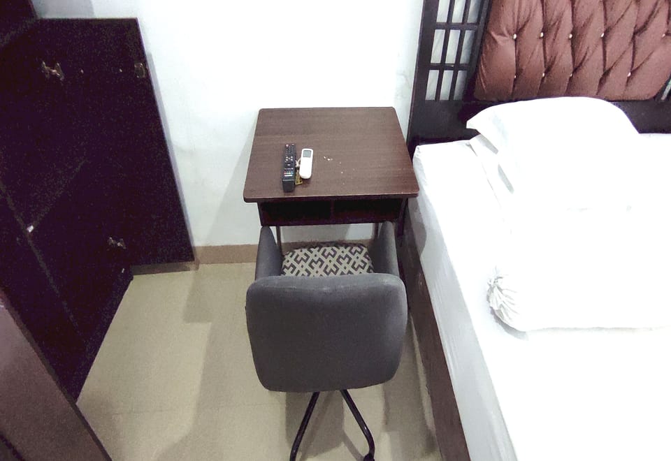 Standard Single Room | Bed sheets