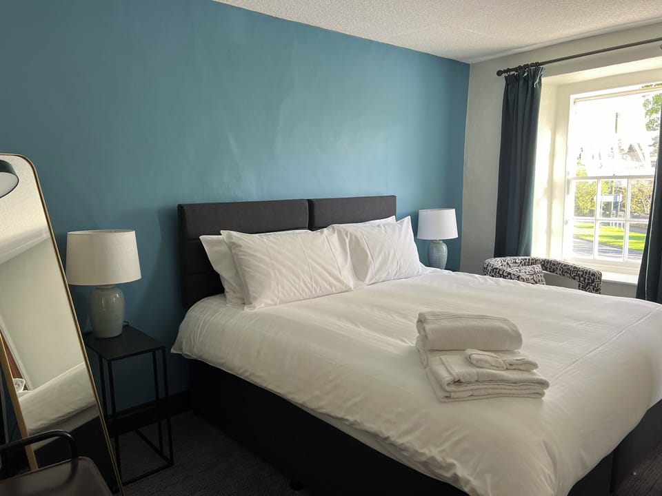 Double or Twin Room | Free WiFi, bed sheets