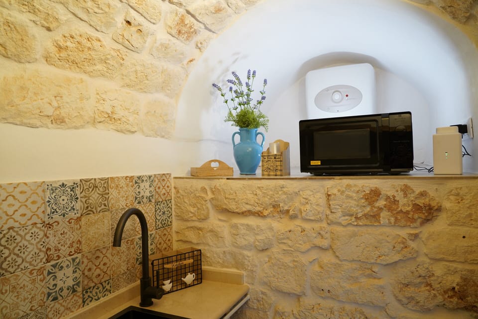 Superior House, City View | Private kitchen | Fridge, oven, stovetop, espresso maker