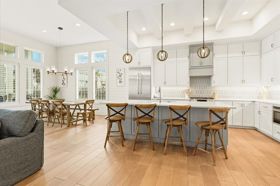 House (5 Bedrooms) | Interior