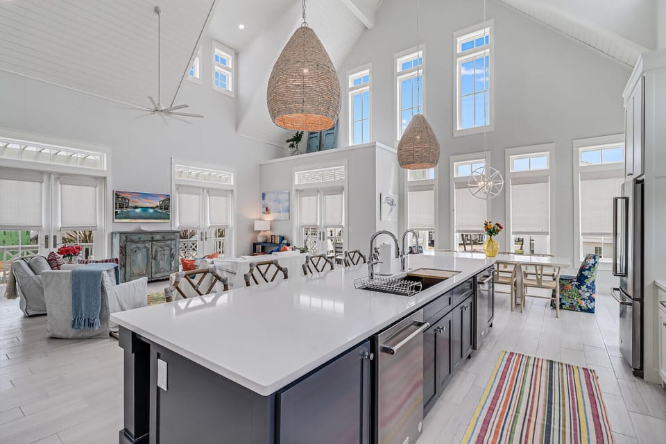 House (5 Bedrooms) | Interior