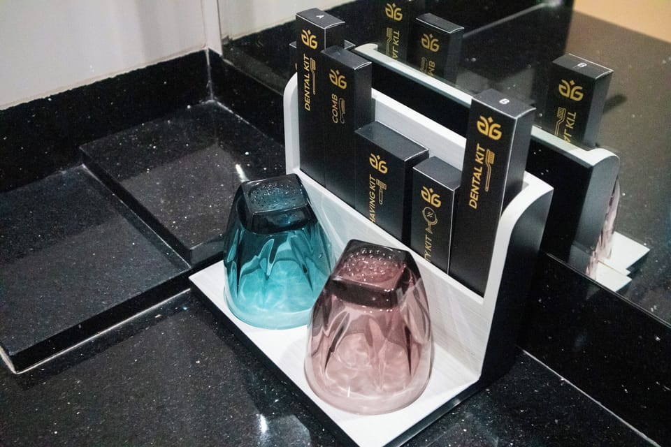 DELUXE QUEEN | In-room safe, desk, laptop workspace, blackout drapes