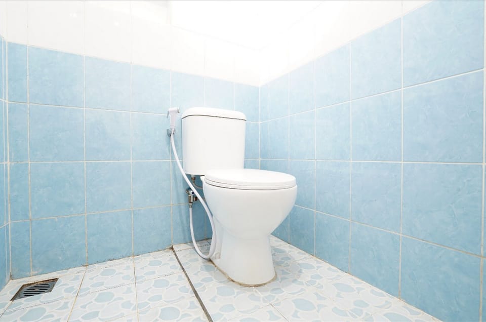 Standard Double Room | Bathroom | Shower, soap