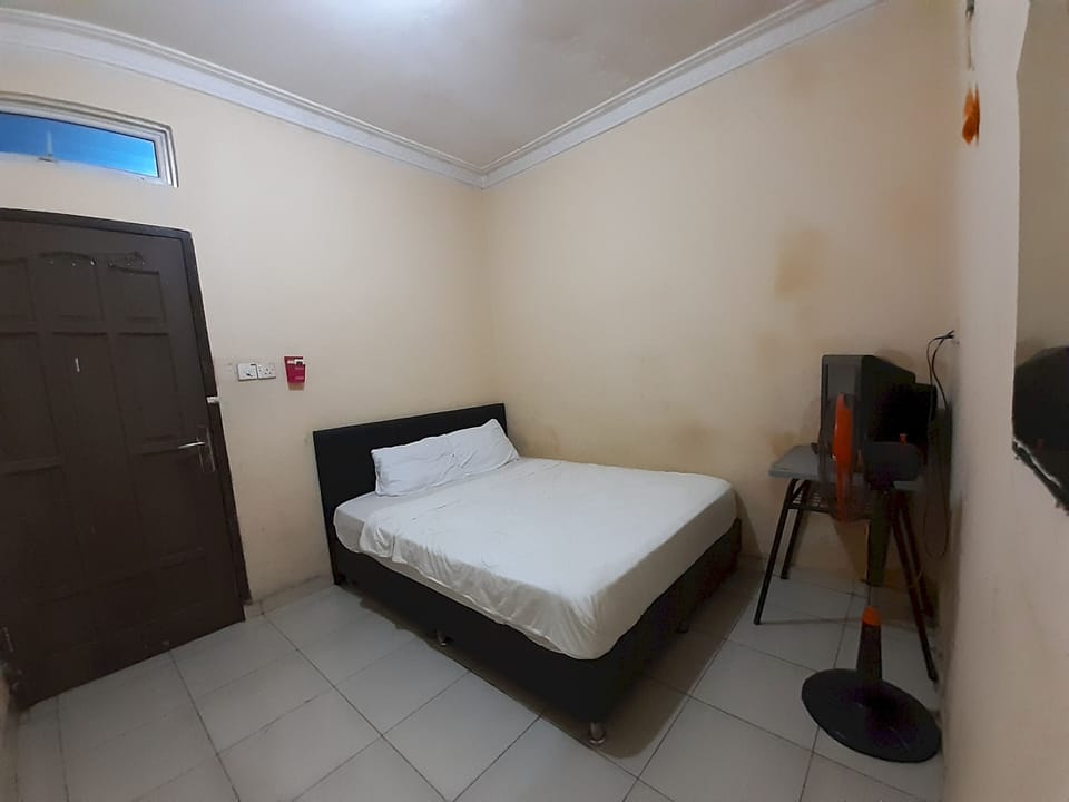 Basic Double Room | Bed sheets