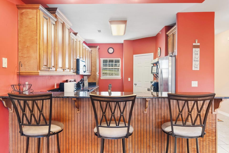 Condo, Multiple Beds, Balcony (Rockwood Lakeview Getaway) | Private kitchen | Coffee/tea maker