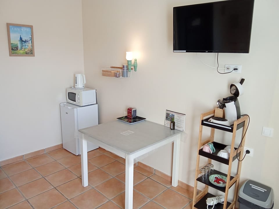 Double Room | Laptop workspace, soundproofing, cribs/infant beds, free WiFi