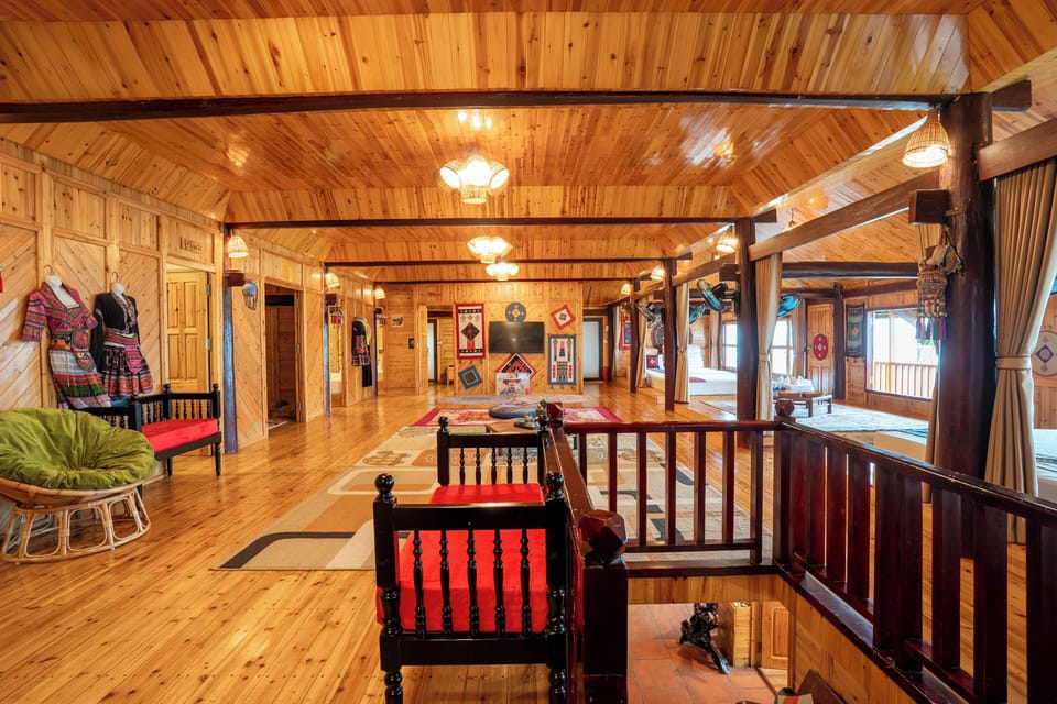 Panoramic Shared Dormitory, Shared Bathroom, Valley View | Premium bedding, pillowtop beds, desk, blackout drapes