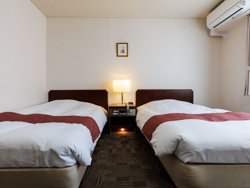 [Non-smoking] Western Room 1~2people, City view | Free WiFi