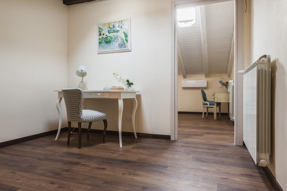 Basic Apartment | 2 bedrooms, iron/ironing board, cribs/infant beds, free WiFi