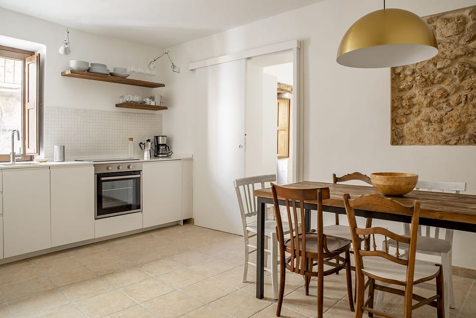 Comfort Apartment | Private kitchen | Fridge, oven, stovetop, dishwasher