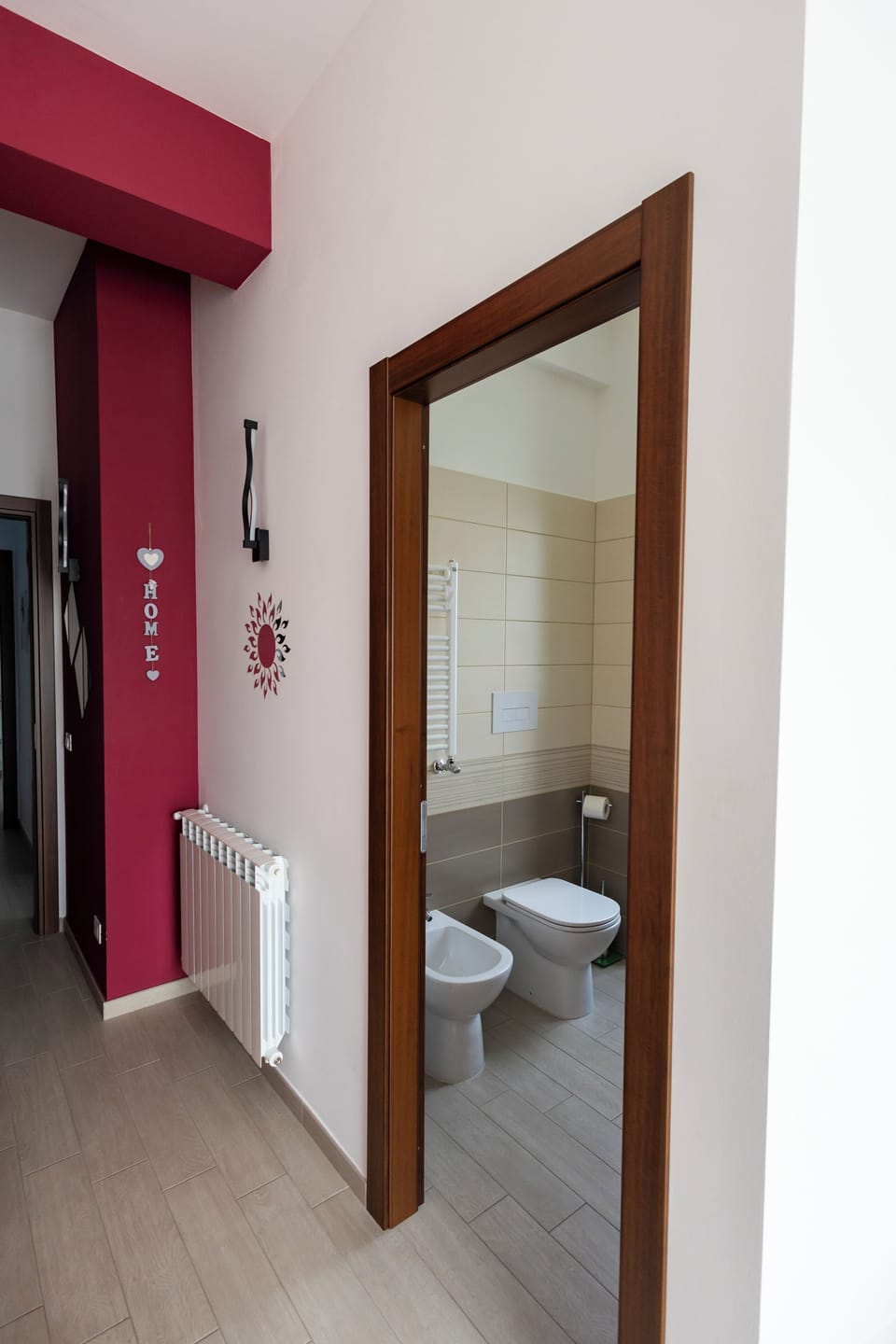 Comfort Triple Room | Bathroom | Shower, rainfall showerhead, hair dryer, bidet