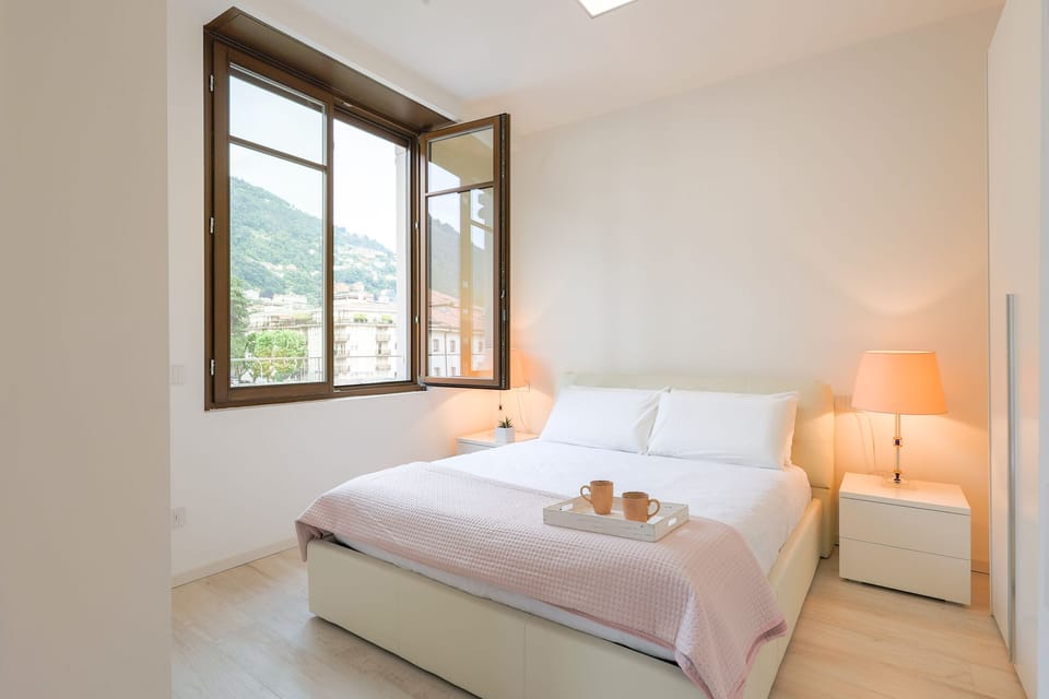 Apartment, 1 Bedroom | 1 bedroom, hypo-allergenic bedding, down comforters, iron/ironing board