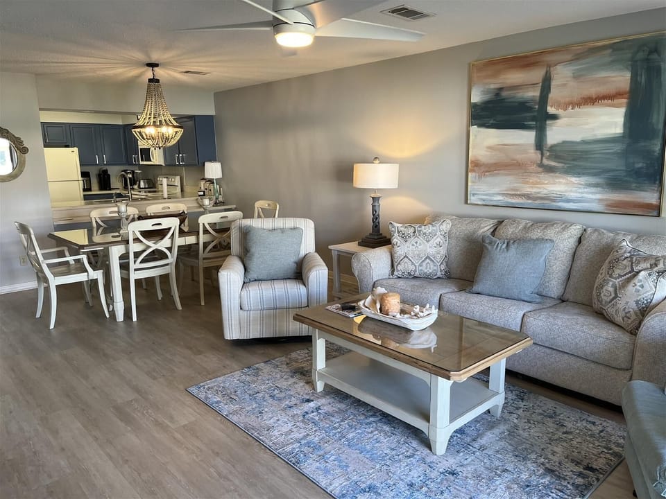 House, Multiple Beds (2D, Gulf Ya!) | Living area | TV, stereo