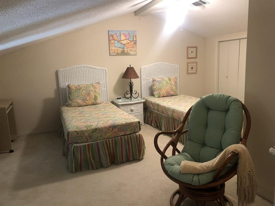 Condo, 1 King Bed (8 E Two Bedroom Condo) | Living area | TV, stereo