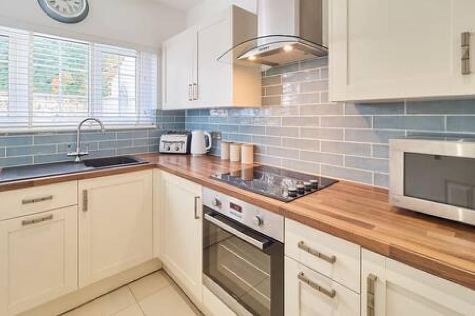 House | 3 bedrooms, Internet